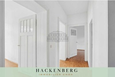 Gemütliches WG-Zimmer in einem klassischen Altbau