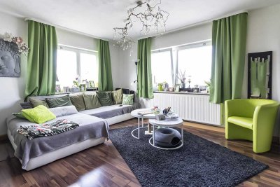 Familienheim mit großer Garage ... und voller Möglichkeiten ideal für Handwerker