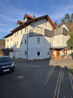 Großzügiges Einfamilienhaus in naturnaher und ruhiger Wohnlage