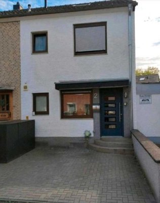 Kernsaniertes und modernisiertes Reiheneckhaus