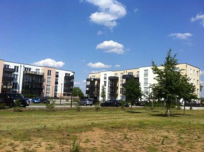 Geräumige 2,5 - Zimmer Wohnung mit großer Terrasse und Mietergarten