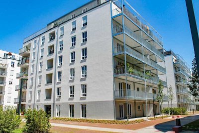 Moderne Erdgeschosswohnung mit Terrasse, Markenküche, Stellplatz – Komfort pur erleben!
