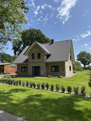 Modernes Einfamilienhaus mit großem Garten in ruhiger Lage zum Vermieten - ideal für Familien