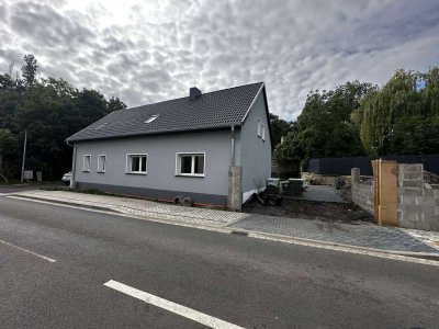 Wohntraum – hochwertig kernsaniertes Einfamilienhaus mit Garten, Garage & Komfort auf ganzer Linie