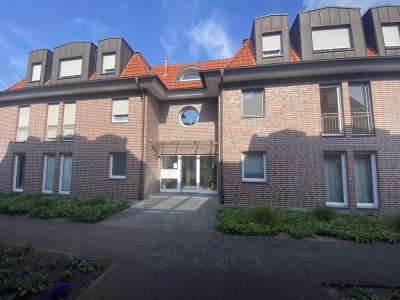 Neuwertige Dachgeschosswohnung mit Fahrstuhl Oelde Zentrum