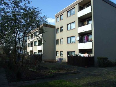 Rüstige Rentner mit WBS gesucht