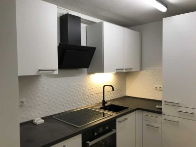 3 Zimmer Wohnung Erdgeschoss mit Terrasse und Einbauküche