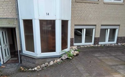 Helle 2-Zimmer Wohnung im 1. OG mit Garage in Bergisch Gladbach