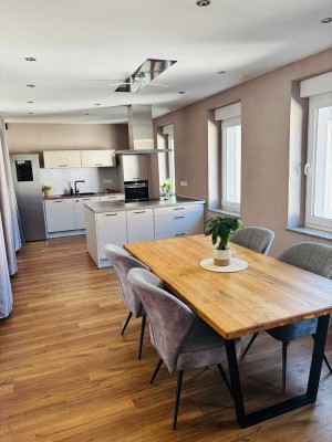 !!!PROVISIONSFREI!!! Grenznah Wohnen: Haus mit Terasse und XXL Garage