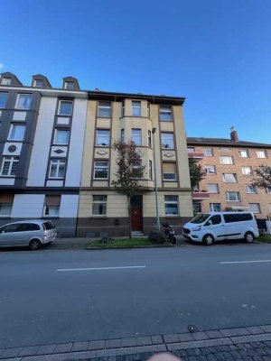 "EHRENsache..." Helle 1,5-Zimmer-Stadtwohnung mit Terrasse und Einbauküche