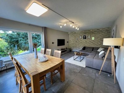 Einfamilienhaus mit Einliegerwohnung und Traumgarten
