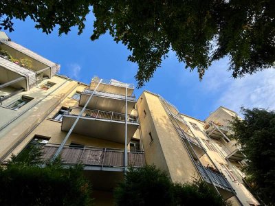 individuelle Dachgeschosswohnung + Maisonette + Sonnenbalkon + vermietet in Schloßchemnitz