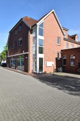 RESERVIERT***Wunderschöne, top gepflegte 3-Zimmer Wohnung mitten im Zentrum* Carport, Balkon und meh