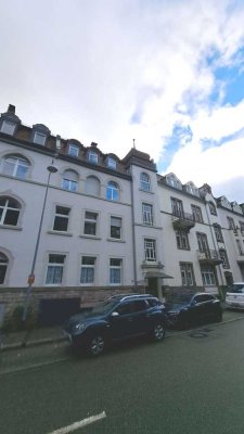 +++ Stillvolle 4 Zi.-Maisonette-Wohnung + Top-Lage + ca. 126 qm Wfl. + Loggia + EBK +++