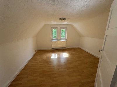 Charmantes Einfamilienhaus mit Garten – Renovierungsbedürftig, aber mit Potenzial.