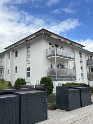 Schicke 3-Zimmer-Dachgeschosswohnung mit Balkon und Aussicht in  sehr ruhiger Lage von Magstadt