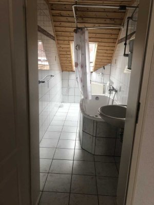AB SOFORT - Helle große 5-Zimmer-WG in KA Hagsfeld