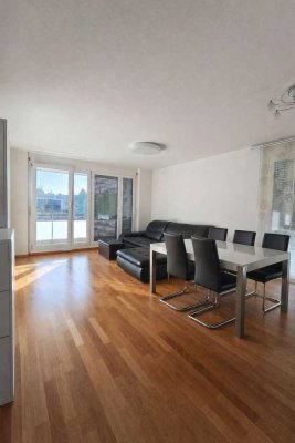 Voll möblierte 3-Zi-Wohnung ab sofort – Traumblick & U6 Haderner Stern