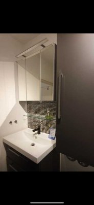 Sanierte Wohnung mit eineinhalb Zimmern und Einbauküche in Eggenstein-Leopoldshafen