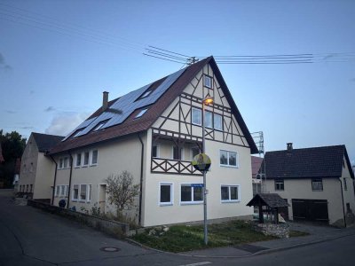 Erstbezug nach Sanierung: 3 und 4 Zimmer-Wohnung im OG in Granheim