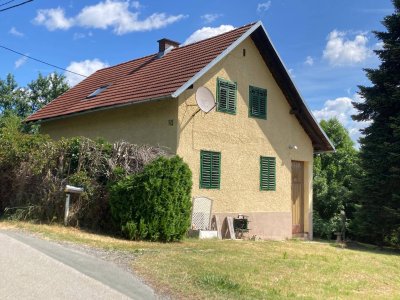 Einfamilienhaus mit Garten und Parkplätzen in Graz