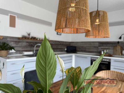 TRAUMWOHNUNG
Altersgerechte Erdgeschoß-Wohnung
mit Terrasse und Tiefgarage
Rielasingen-Worblingen