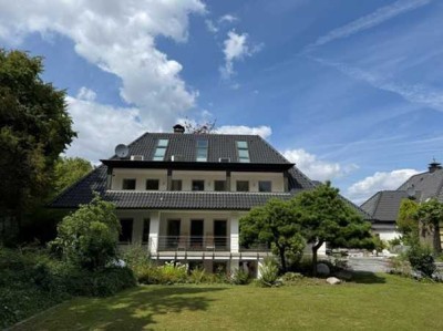 Repräsentatives Anwesen auf parkähnlichem Grundstück