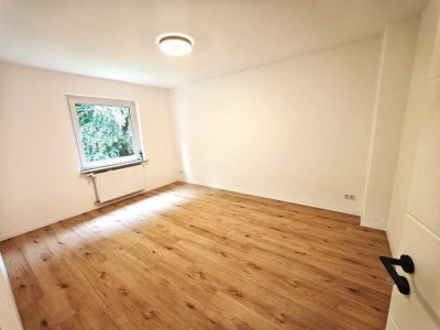 Freigestellte 2ZKB | frisch saniert | 39 m² | EG | Gartenblick | von privat