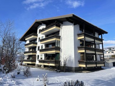Abtenau, Nähe Hallein - Stylistisch sehr attraktive Wohnung mit schönem Balkon in ruhiger Lage und tollem Bergblick!