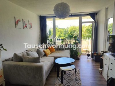Tauschwohnung: helle 1,5 Zimmer Wohnung mit großem Balkon in Rheinlage