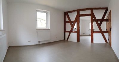 Erstbezug nach Sanierung: Schöne 3-Raum-Maisonette-Wohnung in Altdorf