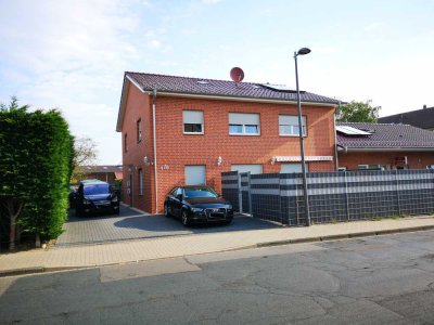 Große & lichtdurchflutete 3 Zimmer EG-Wohnung mit Garten im Zentrum von Stderdorf