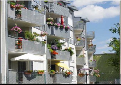 Wunderschöne 3 Raum Wohnung im Dachgeschoss mit Einbauküche und 2 Balkonen