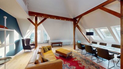 Möblierte 4 Zimmer Wohnung im Dachgeschoss einer Fabrikantenvilla in Hermsdorf