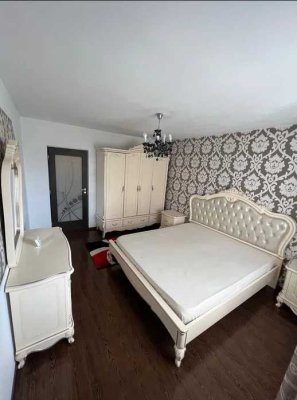 Attraktive und modernisierte 2,5-Raum-Wohnung mit Balkon und EBK in Aschaffenburg