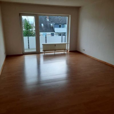 Helle 2-Zimmer Wohnung mit Balkon in Hilden