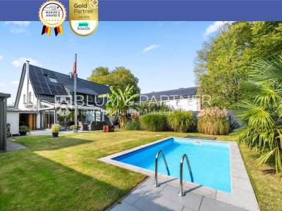 Kernsanierte Doppelhaushälfte mit Garage & Traumgarten mit Pool
