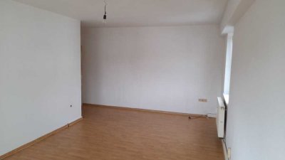 ***Gemütliche, frisch gestrichene und helle 2-Zimmer-Wohnung im Herzen von Hagen *** ab 01.09.2025