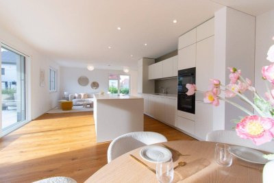 STILVOLLE 5-ZIMMER-GARTENWOHNUNG SAMT WOHNKELLER IN BESTER LAGE