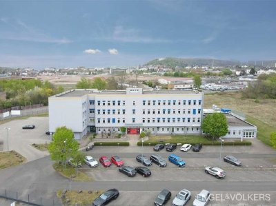 Investitionsmöglichkeit oder Selbstnutzung – Bürokomplex mit Laboren in zentraler Lage von Homburg!