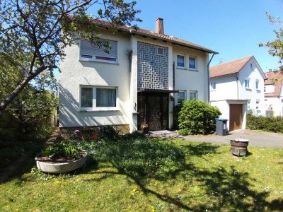 Für Gartenliebhaber: 4-Z-EG-Wohnung in WN-Hohenacker