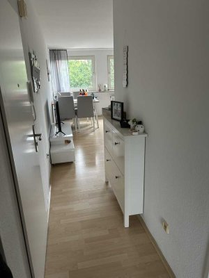 Exklusive 2-Raum-Dachgeschosswohnung mit gehobener Innenausstattung 1b Lage in Ratingen