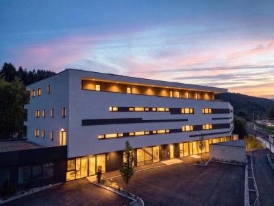 Erstbezugs- 4-Zimmerwohnung mit unverbautem Ausblick