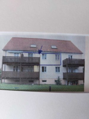 Helle 37 m² Wohnung mit Einbauküche und Balkon