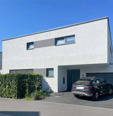 Freistehend || Luxus ||  286 m² || EUR 4.450,00