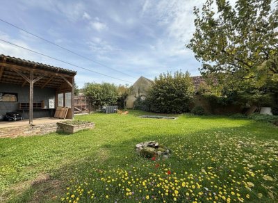 FAMILIENHIT - 4 Zimmer - ca. 188m² WFL - Balkon - Garage - Garten - ca. 413m² GFL