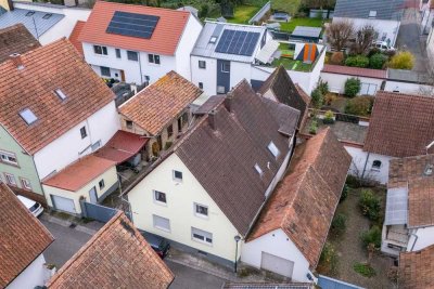 Tolles Haus mit zwei Wohnungen in Billigheim-Ingenheim