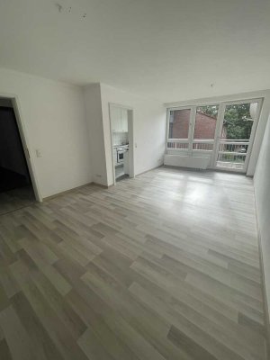 SIE HABEN EINEN WBS? DANN HABEN WIR DIE PASSENDE WOHNUNG FÜR SIE! Helle 2 Zimmer Wohnung mit Balkon