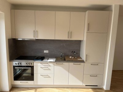 top ausgestattete 2-Zimmer Wohnung im DG in bester Zentrumslage