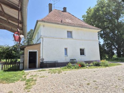 Handwerker aufgepasst: Renovierungsobjekt mit großem Grundstück